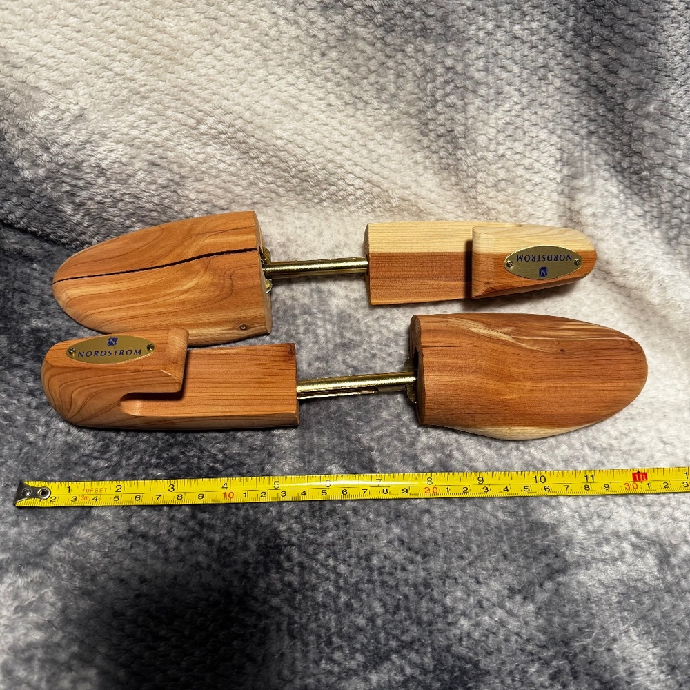 Mens Nordstrom Cedar Wood Shoe Tree Shaper Stretcher Keeper Pair Luxury
